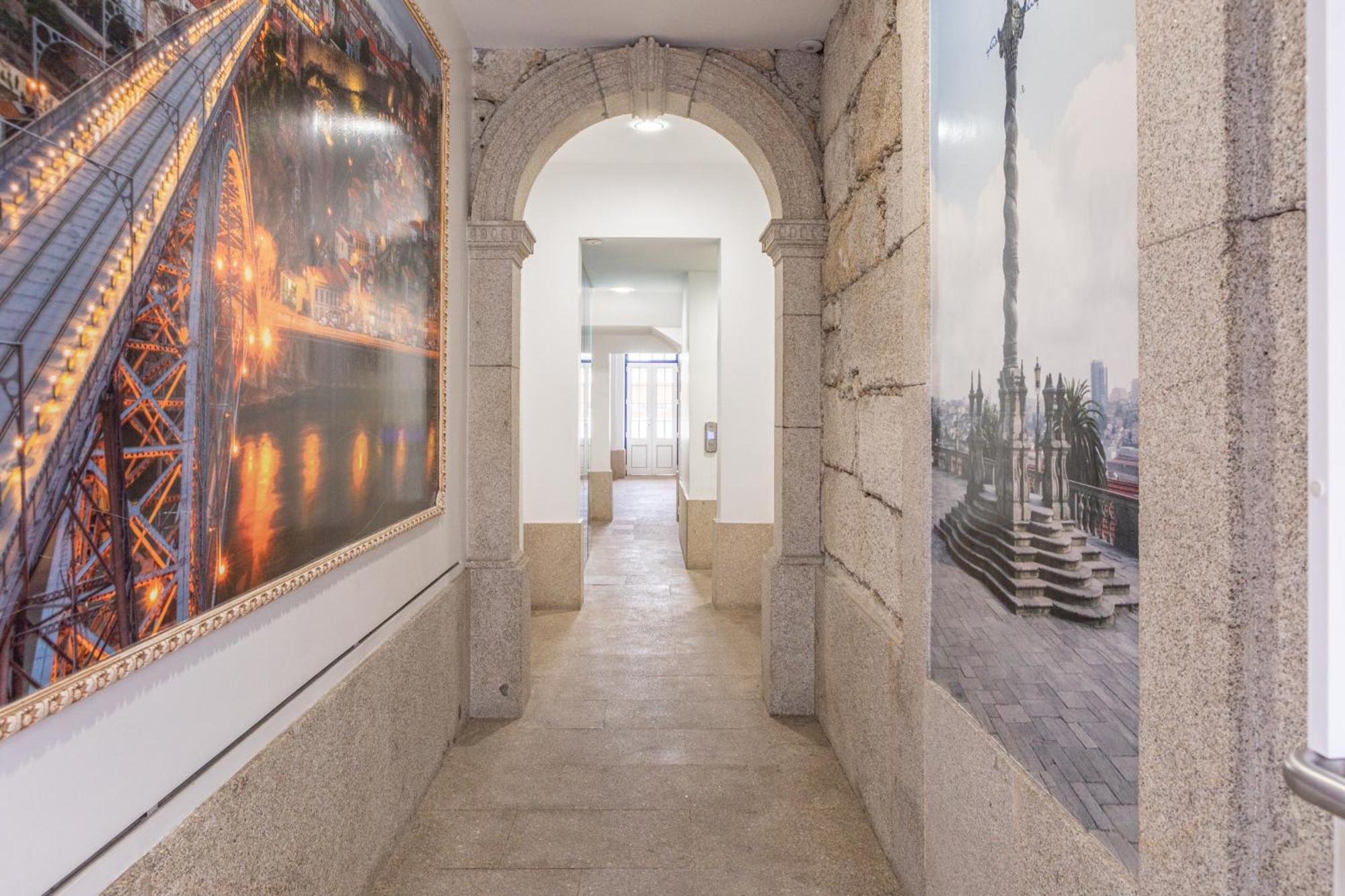 Apartament Deluxe Spacious Flats w Mezzanine by Host Wise Porto Zewnętrze zdjęcie